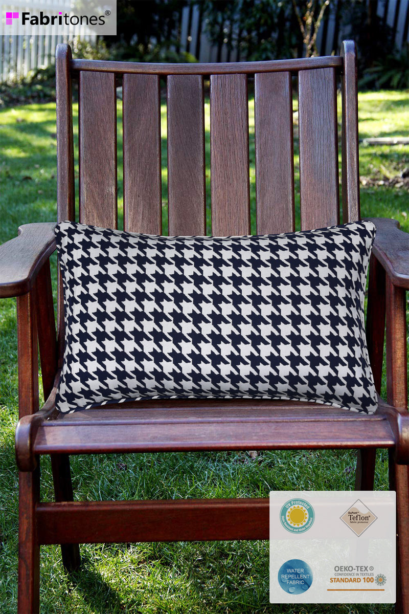 Outdoor Pillows with Insert Navy 18x18 Patio Accent Throw Pillows –  Fabritones